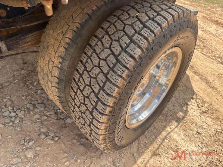 2016-ford-f350-image-12