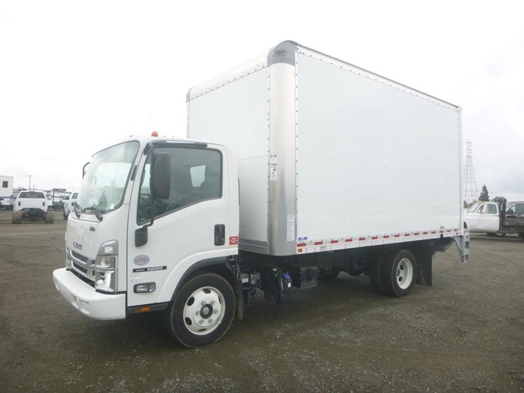 2023-isuzu-nrr-image-1