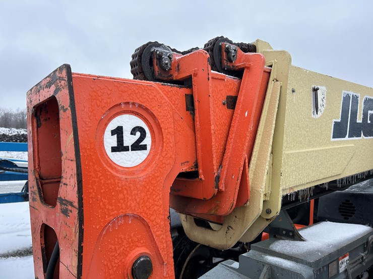 2006-jlg-g12-55a-image-17