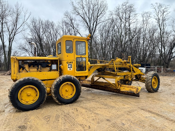 caterpillar-12-image-4