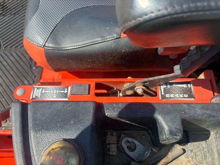 2016-badboy-outlaw-xp-61"-zero-turn-mower-(723.8-hours)-image-11