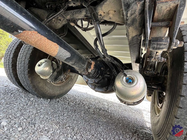 2025-kenworth-t380-image-42