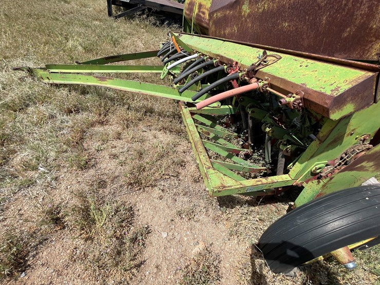 #4030-•-massey-fergusen-drill-image-21