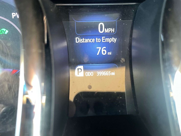 2013-toyota-avalon-hybrid-limited-4-door-sedan-(399,665-miles)-image-26