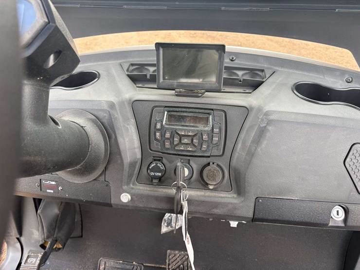 2023-bintelli-electric-golf-cart-w/-on-board-charger-image-12