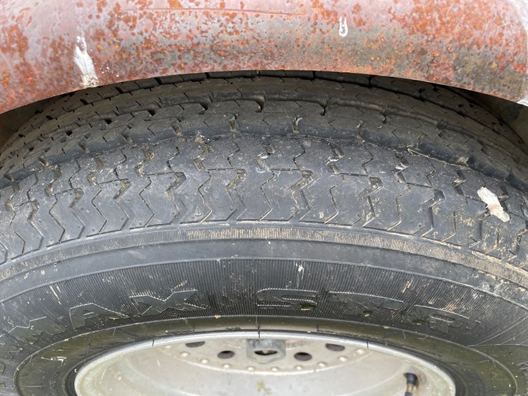 #4016-•-heavy-duty-single-axle-trailer-(no-title)-image-7