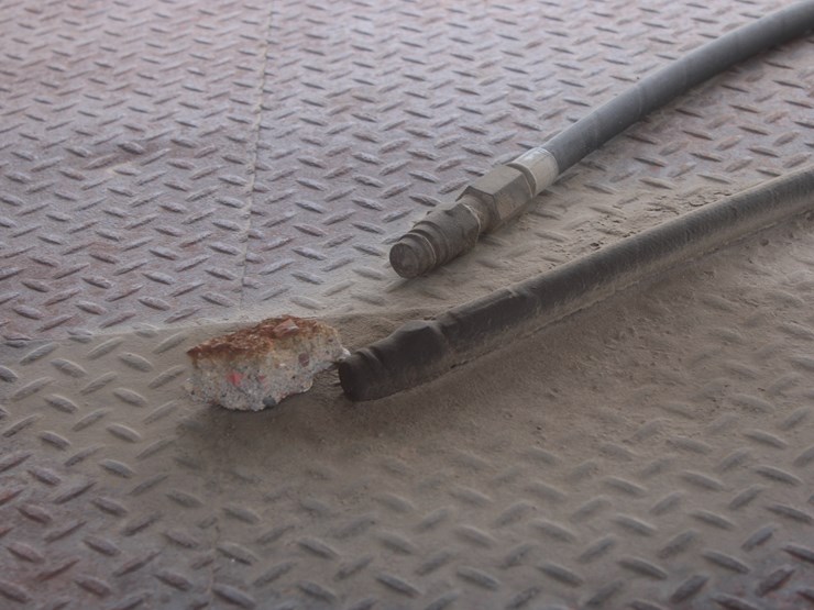 #1054-•-prairie-built-double-hopper-seed-tender-image-21