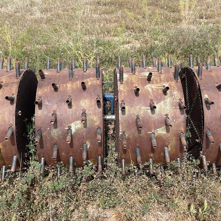 #4064 • Tow Behind Spike Aerator