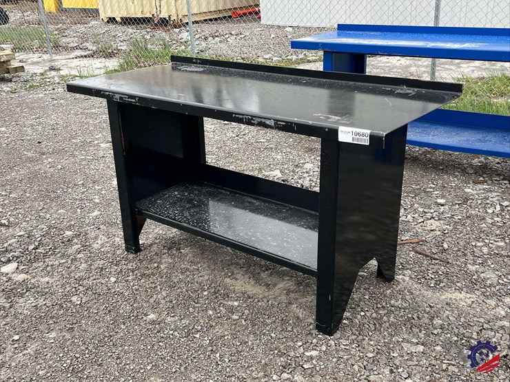 2024-kc-5’-steel-workbench-image-1