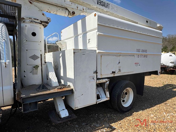 2003-ford-f750-xl-image-11