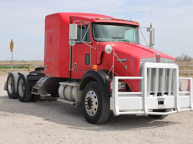 2004-kenworth-t800-image-5