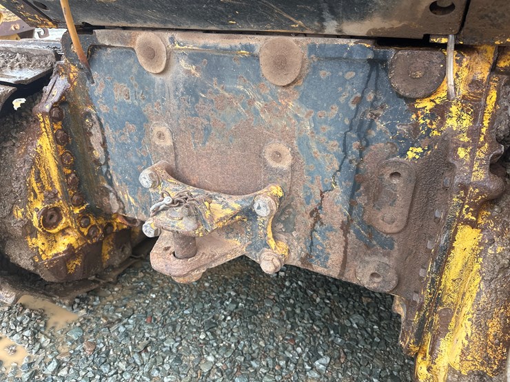 komatsu-d41p-6-image-41