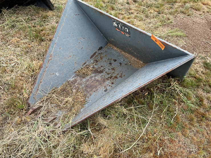 #4021-•-skid-steer-tree-spade-image-2