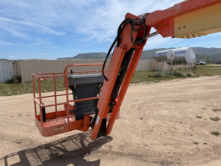 #3999-•-jlg-lift-600-aj-image-38