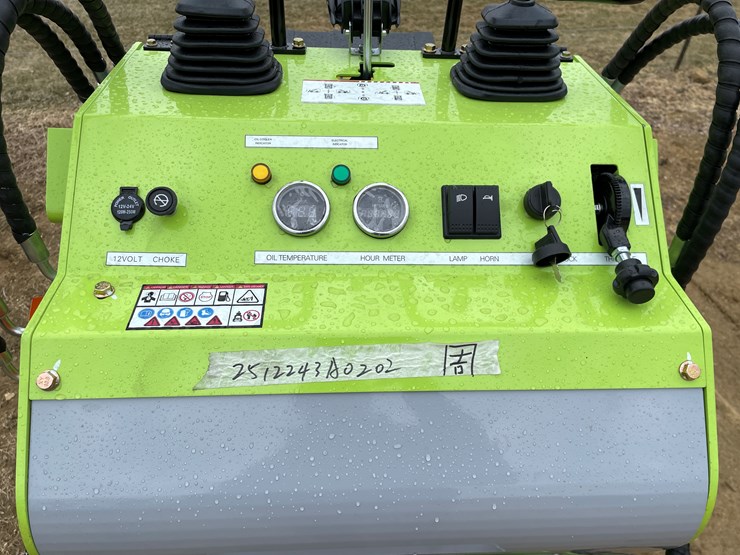 #210-•-new-ats-power-mini-skid-steer-loader-image-23