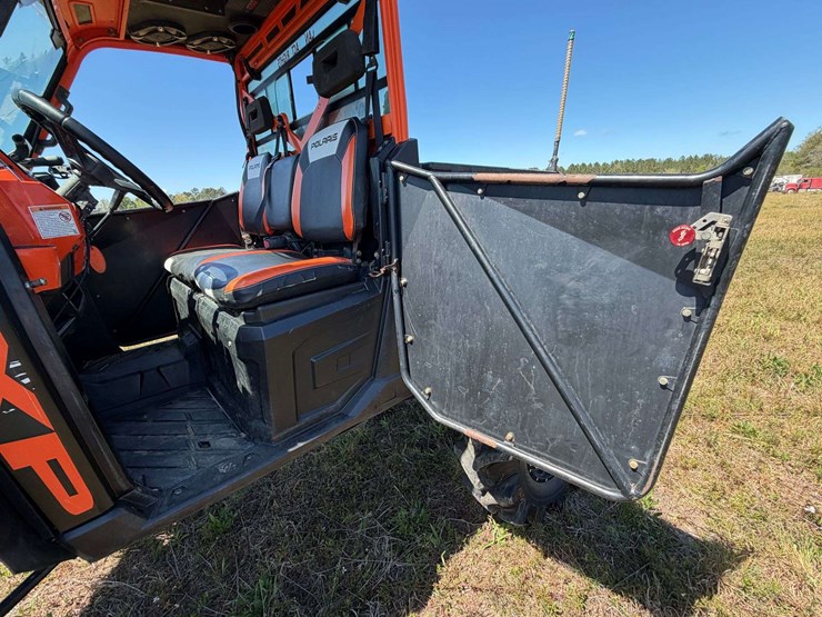 2016-polaris-ranger-image-35