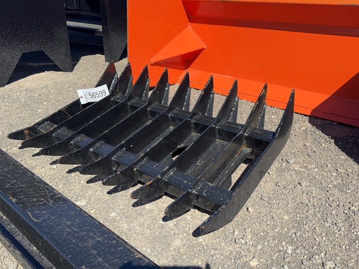 #1010-•-30"-dingo-root-rake-image-2