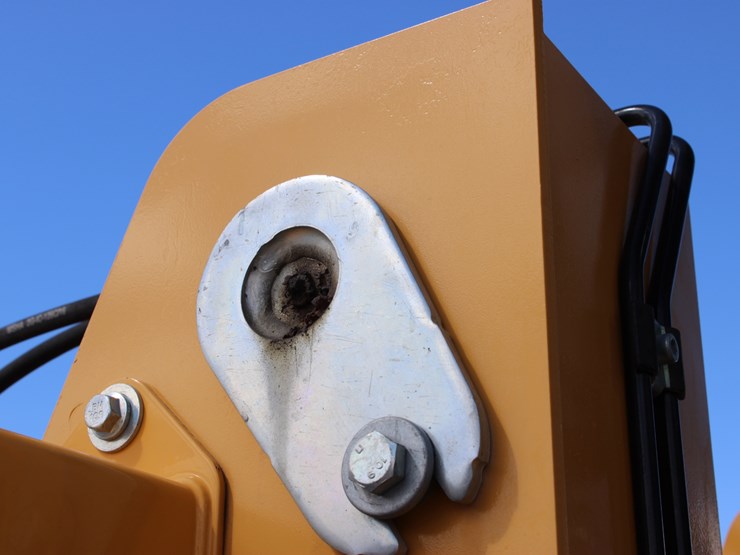 2021-deere-524p-image-27