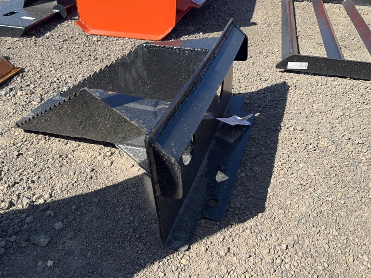 #1034-•-dingo-stump-bucket-image-1