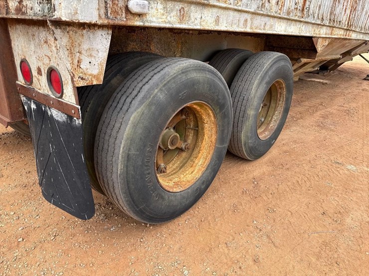 1977-trailmobile-hopper-image-5