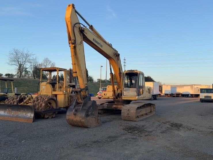 komatsu-pc220-lc-image-1