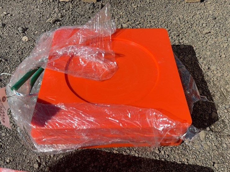 #1082-•-qty(4)-15"-x-15"-crane-pads-image-1