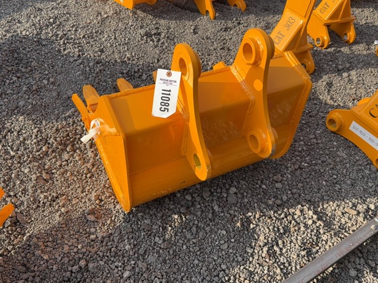 caterpillar-305-image-3