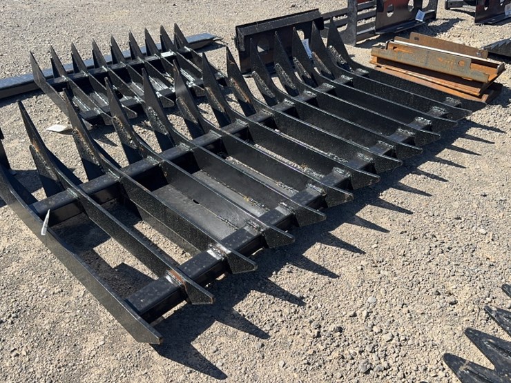 #1024-•-70"-skid-steer-root-rake-image-1
