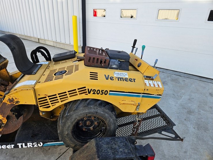 2007-vermeer-v2050-image-13