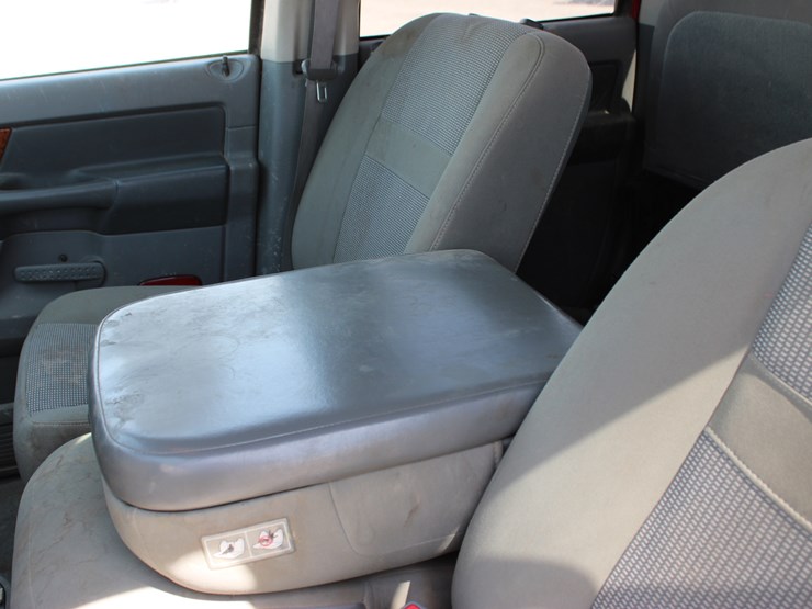 2006-dodge-ram-2500-image-21