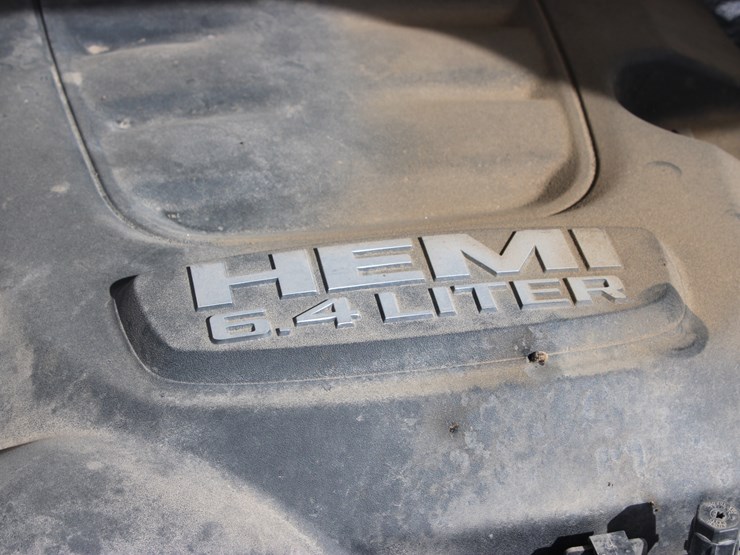 2015-ram-2500-laramie-longhorn-image-52