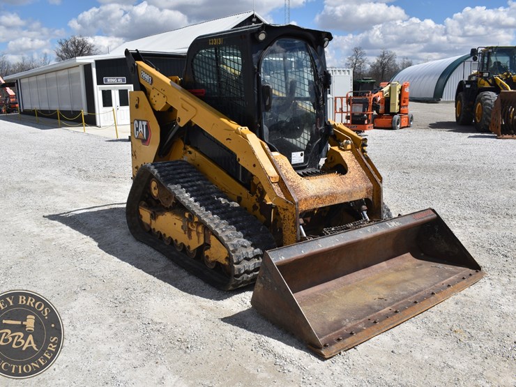 2020-caterpillar-289d3-image-56