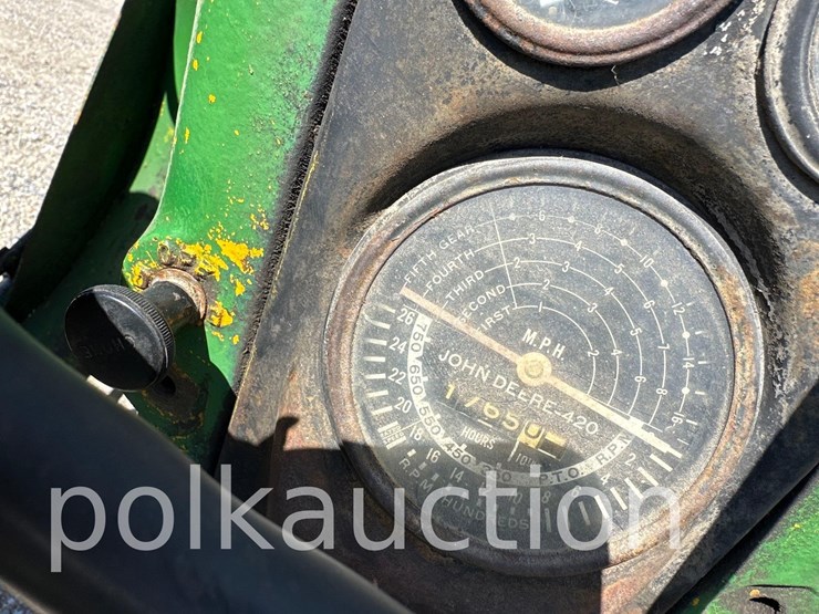 john-deere-420-image-13