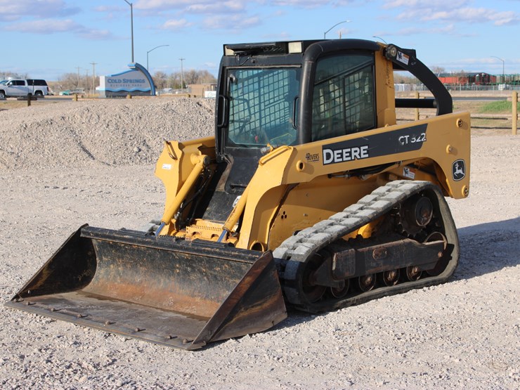 deere-ct322-image-59