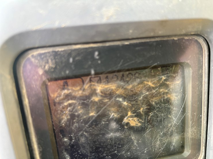 2001-komatsu-pc200-lc-image-59