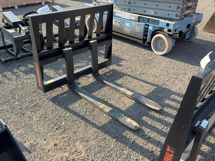 #2086-•-trubilt-42"-skid-steer-pallet-forks-image-2