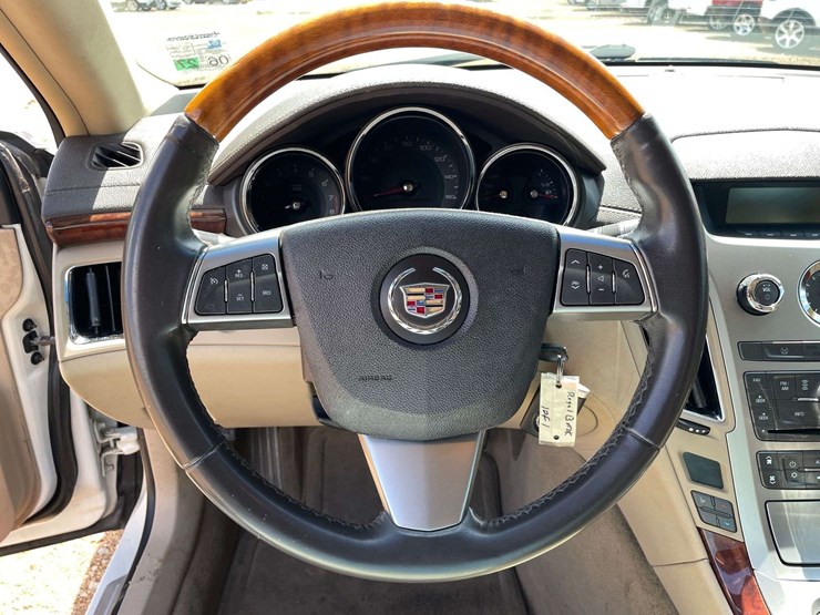 2011-cadillac-cts-4-door-sedan-(182,813-miles)-image-12