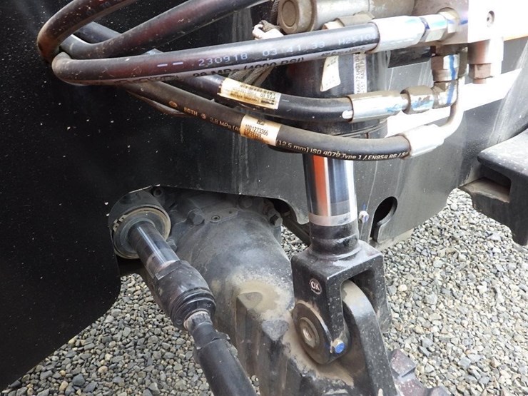 2024-sky-trak-6034-image-12