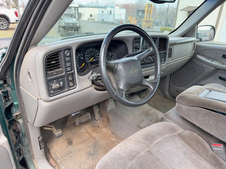 1999-chevrolet-1500-image-17