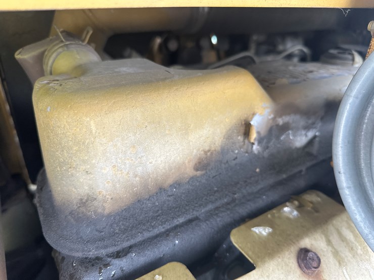 caterpillar-307-image-54