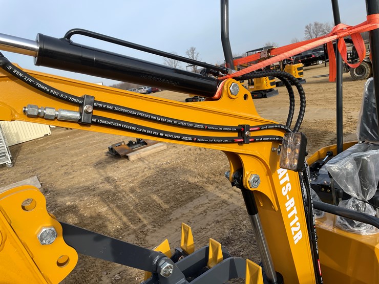 #1040-•-new-ats-rt12r-mini-excavator-image-28
