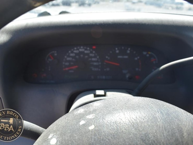 2003-ford-f250-xl-image-27