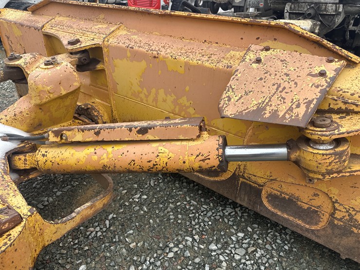 komatsu-d41p-6-image-17