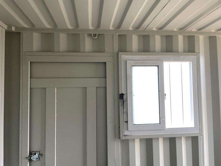 #117-•-12'-storage-container-image-16