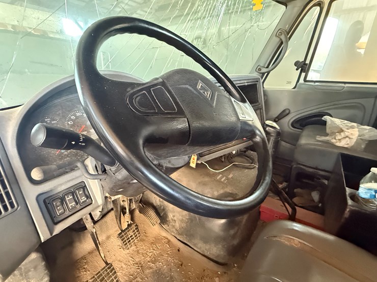 2003-case-ih-8600-image-7