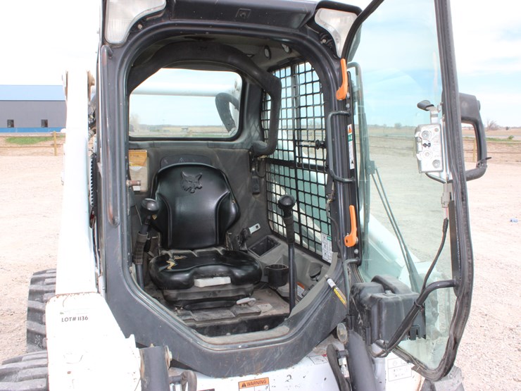 2017-bobcat-s590-image-11
