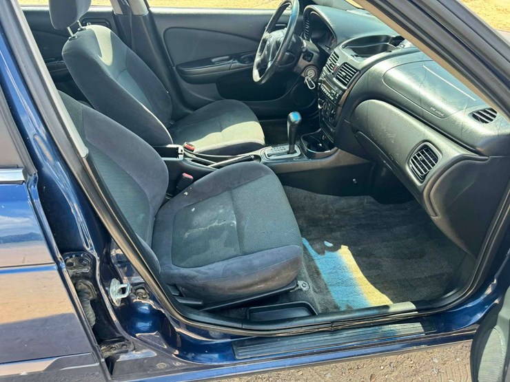 2006-nissan-sentra-4-door-sedan-(209,961-miles)-image-9