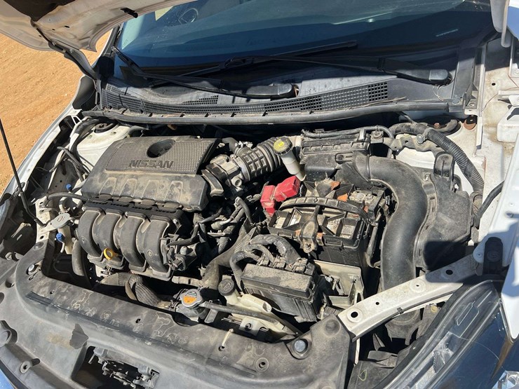 2017-nissan-sentra-sv-4-door-sedan-(169,691-miles)-image-8