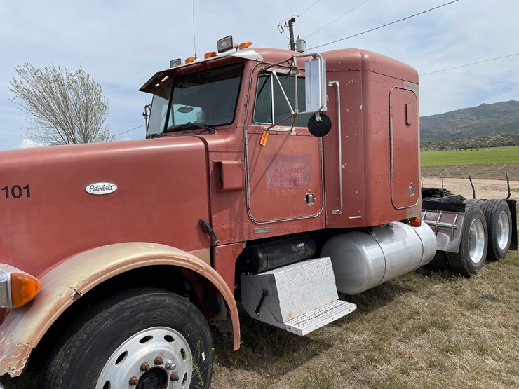 1998-peterbilt-378-image-6