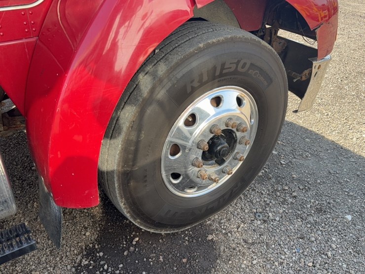 2003-kenworth-t300-image-4